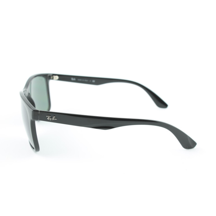 Ray-Ban napszemüveg