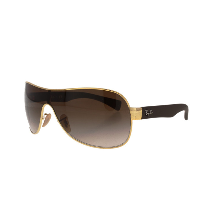 Ray-Ban napszemüveg