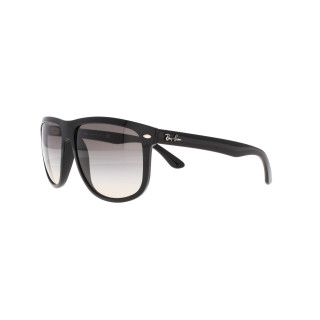 Ray-Ban napszemüveg