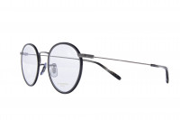 Oliver Peoples szemüveg